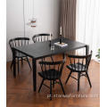 Cadeira de jantar de madeira preta de design original com passo